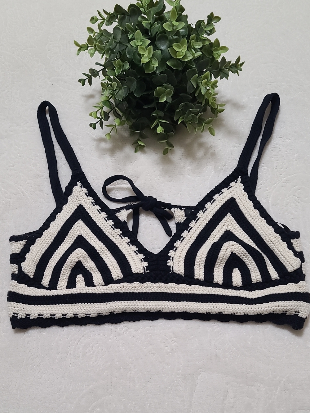 Forever 21 Black & White Crochet Bralette Camisole 100% Cotton